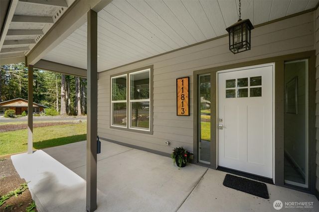 11813 Island Drive, Anderson Island, WA 98303
