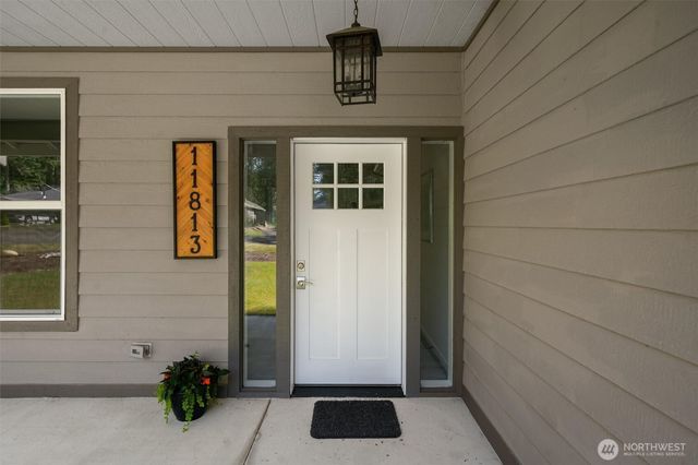 11813 Island Drive, Anderson Island, WA 98303