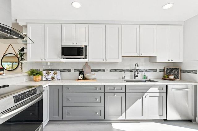 2245 Walnut Grove Avenue, San Jose, CA 95128