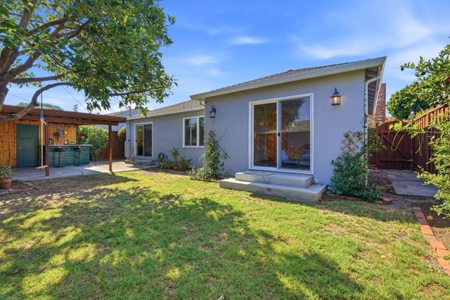 2245 Walnut Grove Avenue, San Jose, CA 95128