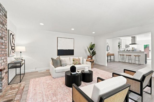 2245 Walnut Grove Avenue, San Jose, CA 95128