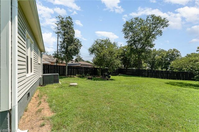 105 Fairground Road, East Bend, NC 27018