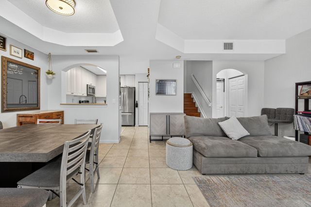 2938 Hope Valley Street 110, West Palm Beach, FL 33411