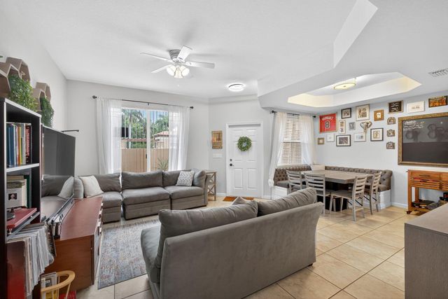 2938 Hope Valley Street 110, West Palm Beach, FL 33411