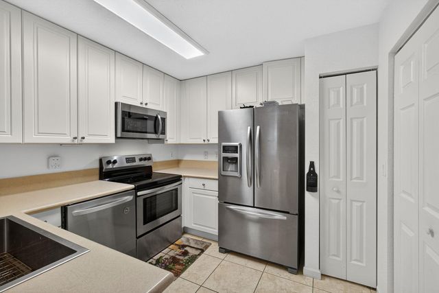 2938 Hope Valley Street 110, West Palm Beach, FL 33411