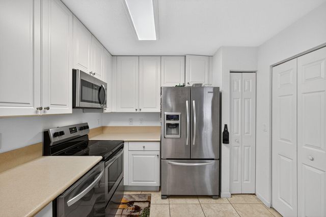 2938 Hope Valley Street 110, West Palm Beach, FL 33411