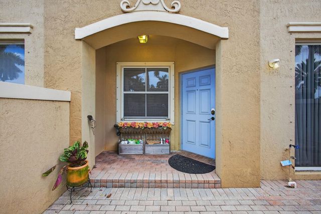2938 Hope Valley Street 110, West Palm Beach, FL 33411