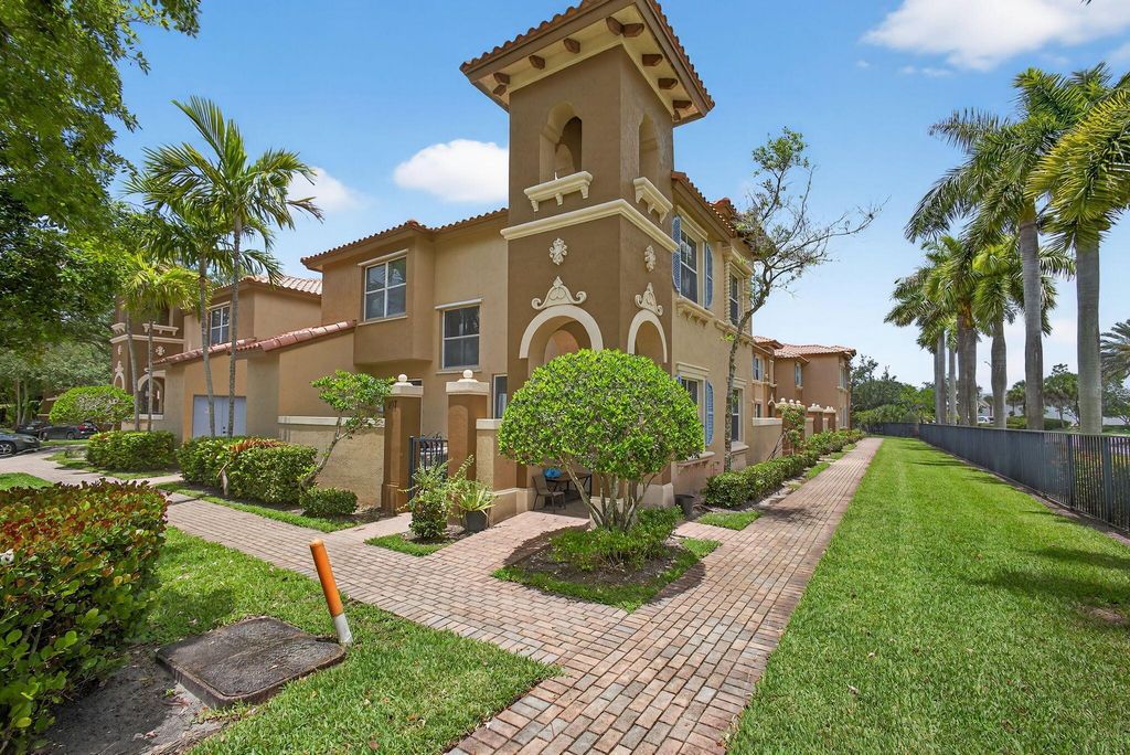 2938 Hope Valley Street 110, West Palm Beach, FL 33411