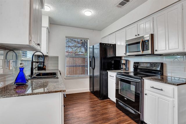 9833 Windy Ridge Road, Frisco, TX 75033