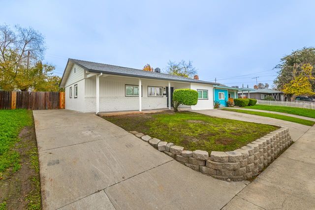 5612 Layton Dr, North Highlands, CA 95660
