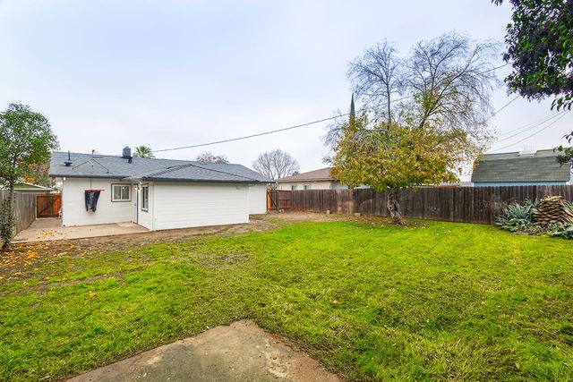 5612 Layton Dr, North Highlands, CA 95660