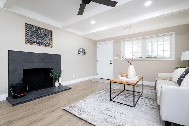 5612 Layton Dr, North Highlands, CA 95660