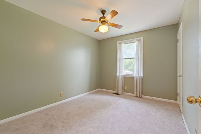 1517 Gasser Dr, Antioch, TN 37013