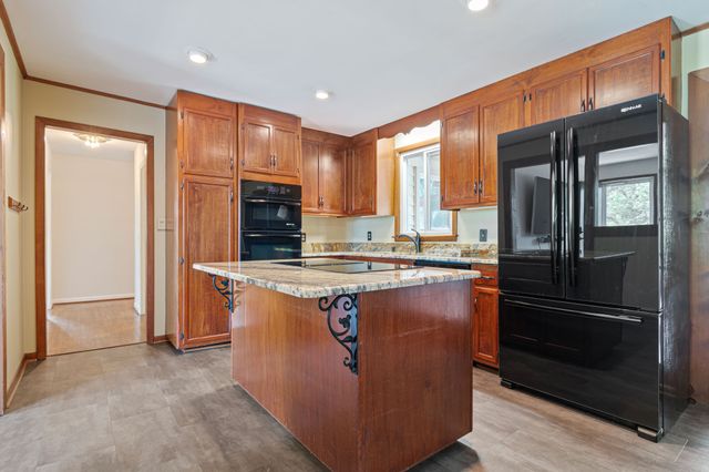 1517 Gasser Dr, Antioch, TN 37013