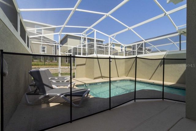 986 SPLASH SHOT PLACE, Davenport, FL 33896