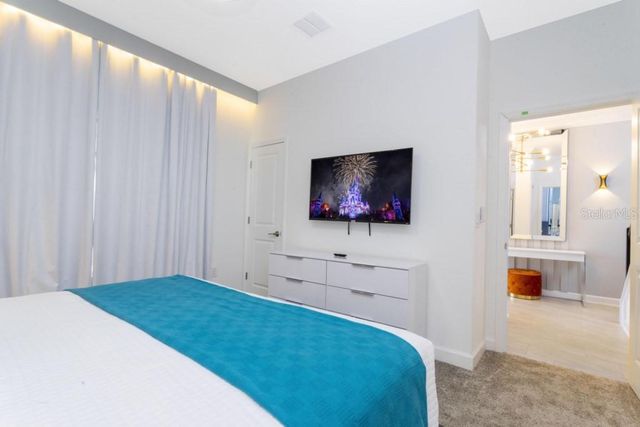 986 SPLASH SHOT PLACE, Davenport, FL 33896