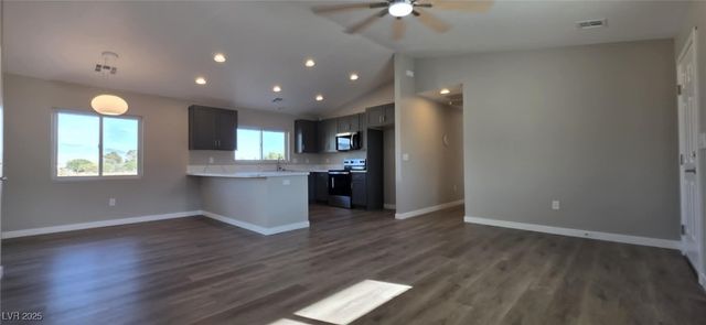 1021 Manse Road, Pahrump, NV 89048