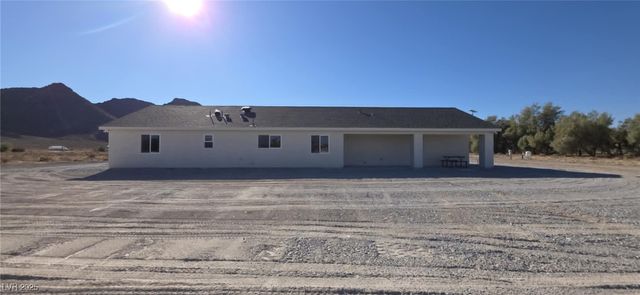 1021 Manse Road, Pahrump, NV 89048