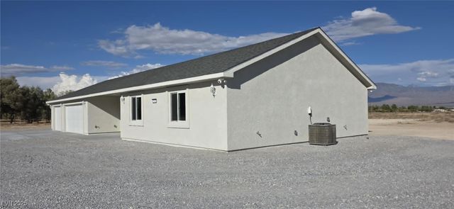 1021 Manse Road, Pahrump, NV 89048