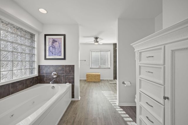 24 N Merkle Road, Bexley, OH 43209