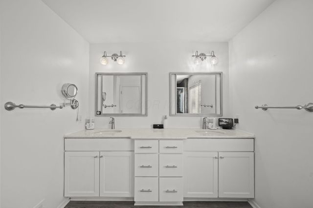 24 N Merkle Road, Bexley, OH 43209