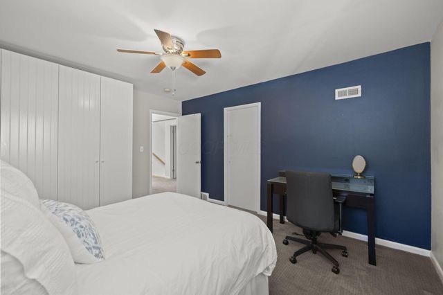 24 N Merkle Road, Bexley, OH 43209