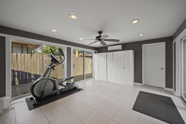 24 N Merkle Road, Bexley, OH 43209