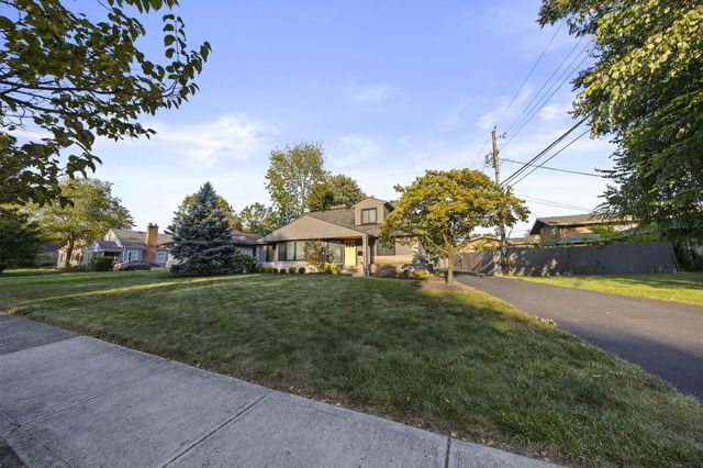 24 N Merkle Road, Bexley, OH 43209