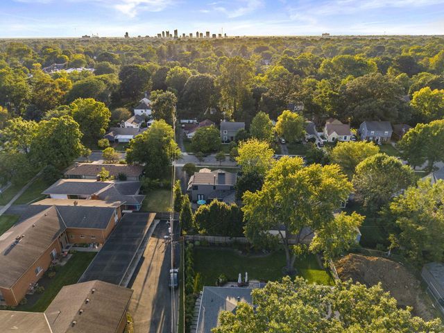 24 N Merkle Road, Bexley, OH 43209