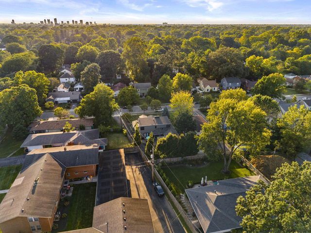 24 N Merkle Road, Bexley, OH 43209