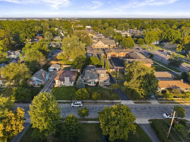 24 N Merkle Road, Bexley, OH 43209