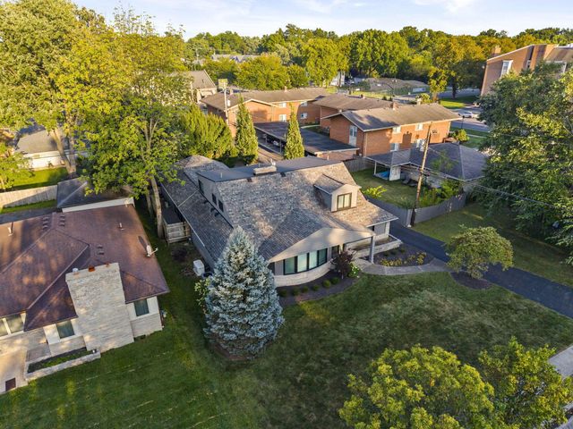 24 N Merkle Road, Bexley, OH 43209