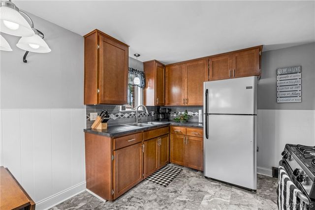 95 Westland Parkway, Cheektowaga, NY 14225