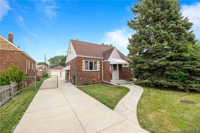 95 Westland Parkway, Cheektowaga, NY 14225