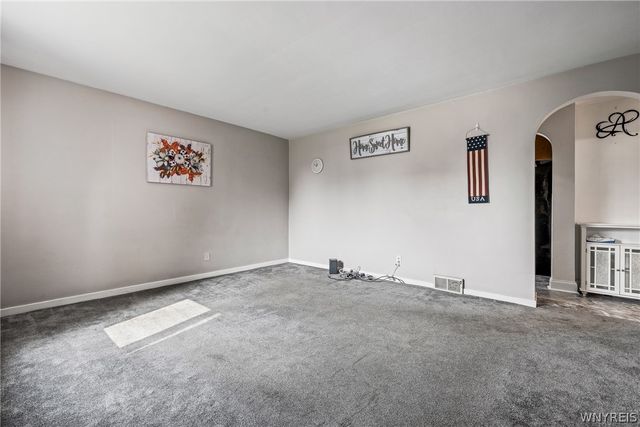 95 Westland Parkway, Cheektowaga, NY 14225