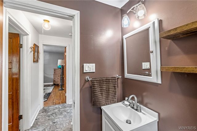 95 Westland Parkway, Cheektowaga, NY 14225