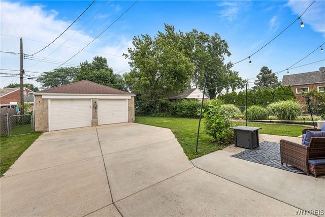 95 Westland Parkway, Cheektowaga, NY 14225