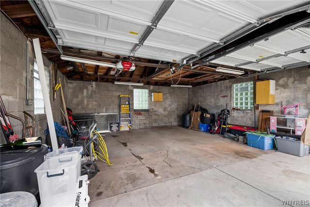 95 Westland Parkway, Cheektowaga, NY 14225