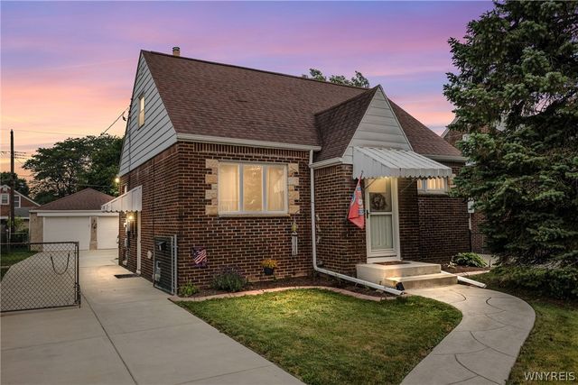 95 Westland Parkway, Cheektowaga, NY 14225