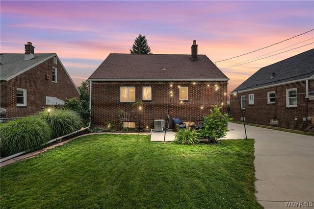 95 Westland Parkway, Cheektowaga, NY 14225