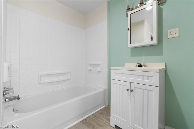 2523 Sherr Avenue SE, Canton, OH 44707