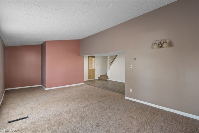 2523 Sherr Avenue SE, Canton, OH 44707