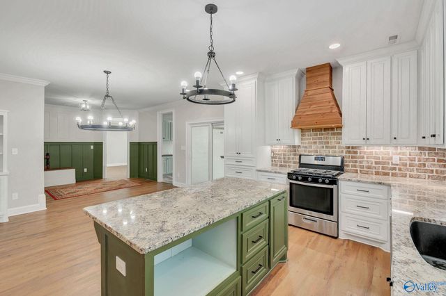 17886 Alma Lane, Athens, AL 35613