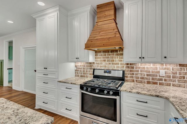 17886 Alma Lane, Athens, AL 35613