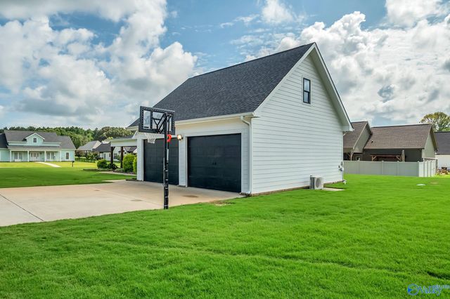 17886 Alma Lane, Athens, AL 35613