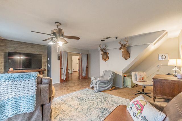 614 Overhill Road, Granbury, TX 76048