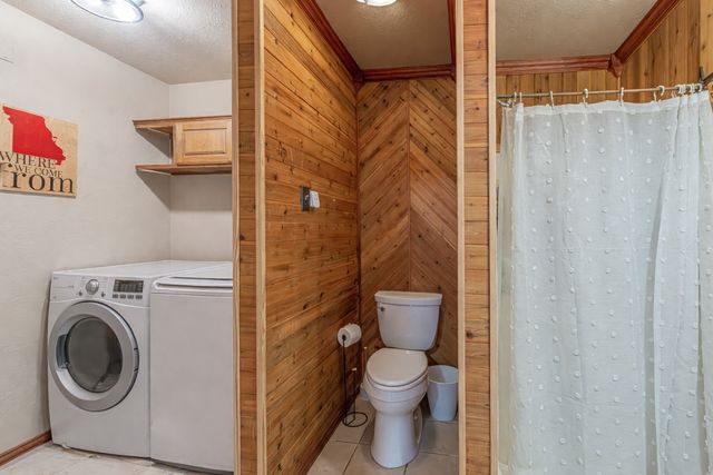 614 Overhill Road, Granbury, TX 76048