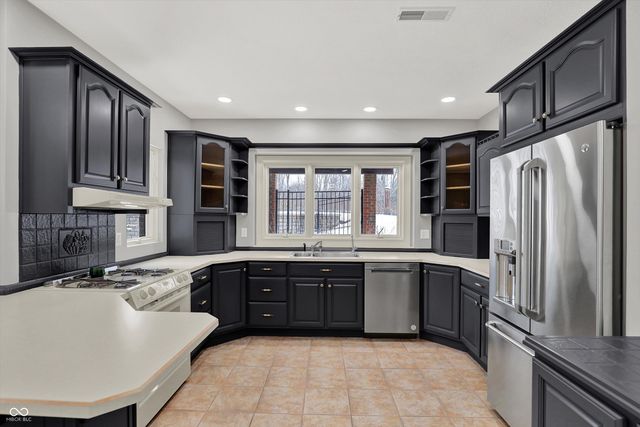 15734 E 113th Street, Fortville, IN 46040