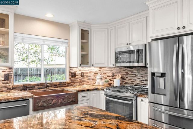 1174 Central Ave, Livermore, CA 94551