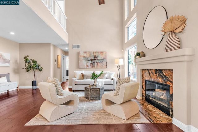 1174 Central Ave, Livermore, CA 94551